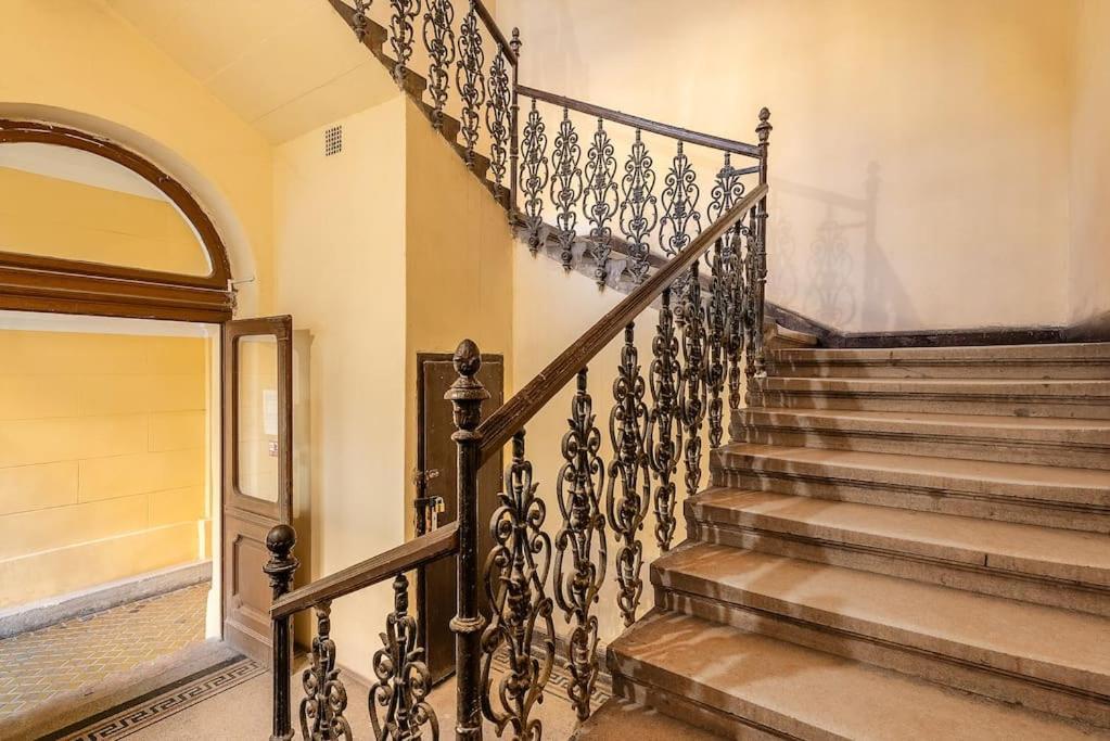Dizsu'S Place Budapeszt Zewnętrze zdjęcie
